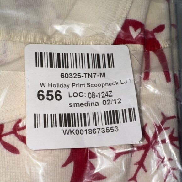 Hanna Andersson Cream Pajama top with Red Print - Picture 3 of 5